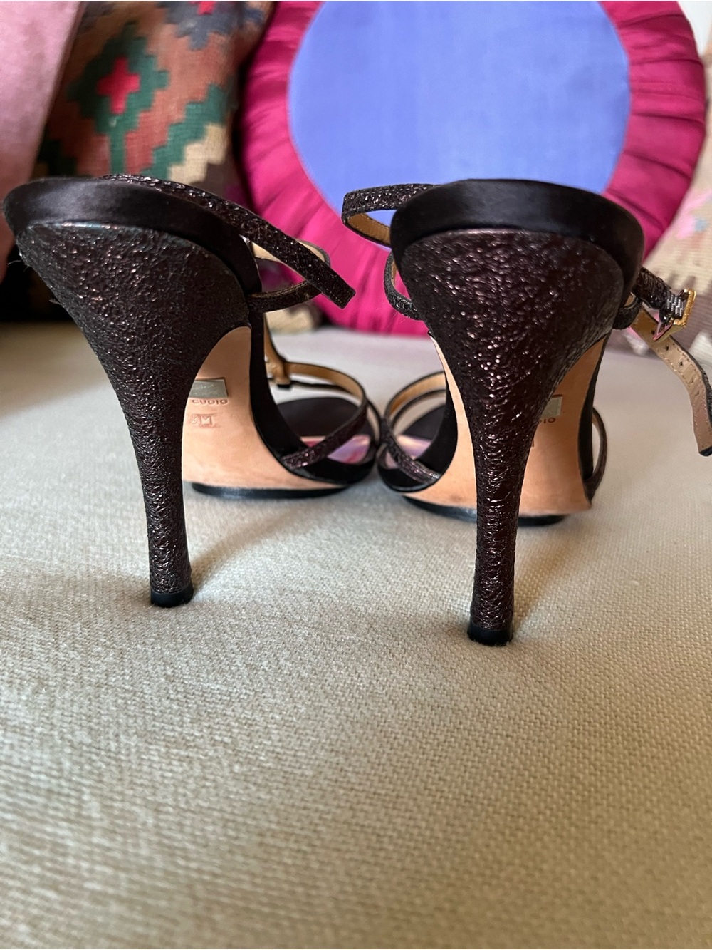 Badgley Mischka Bronze Glitter Strappy T‑Bar Sandals - Picture 6 of 8